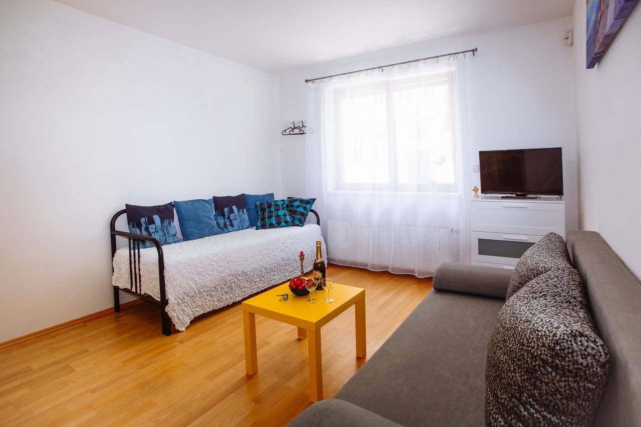 Beautiful Apartment In Central Residence Praga Exterior foto